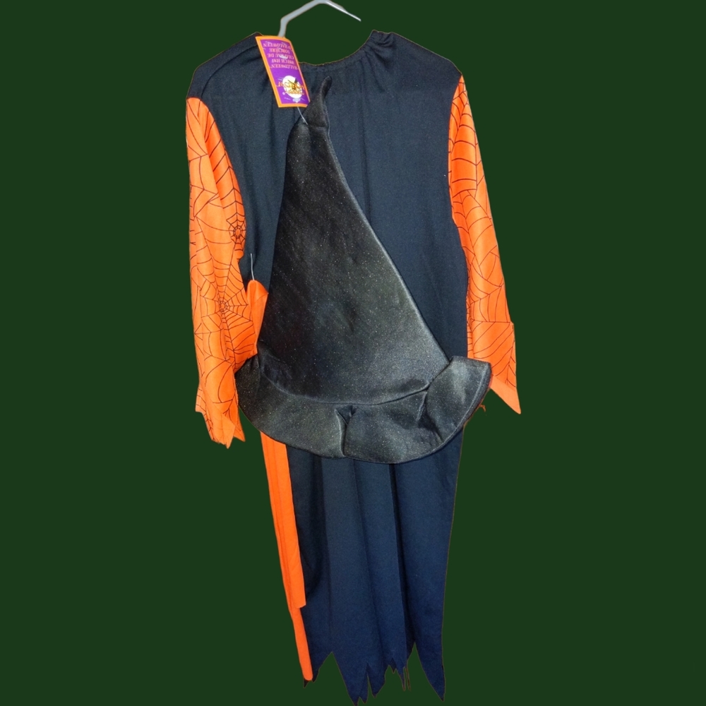 Witch Costume New Age 6 - 8 years